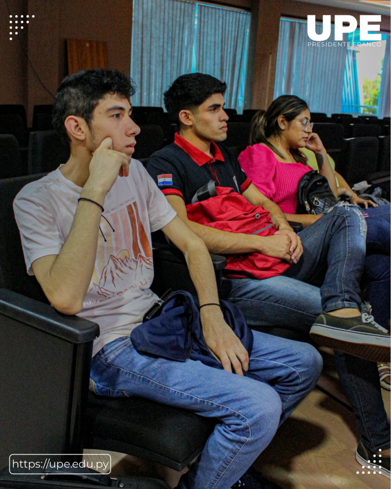 Acto de Bienvenida y Presentación de Autoridades Académicas: Carrera de Derecho 